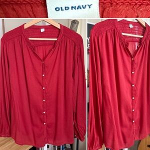Old Navy Women’s Red Button-Front Poet Blouse Size M